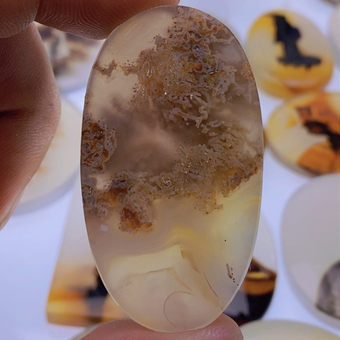 玛瑙/玉髓颈饰未镶嵌风****阳