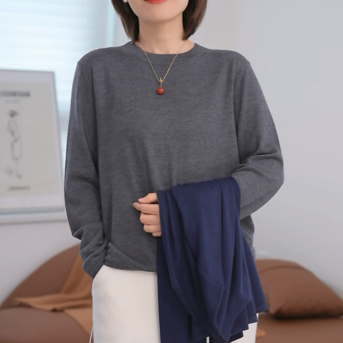 纯山羊绒男士精纺圆领纯色套头打底衫长袖百搭