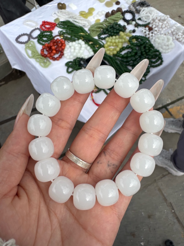 高端精品老型珠手串 白