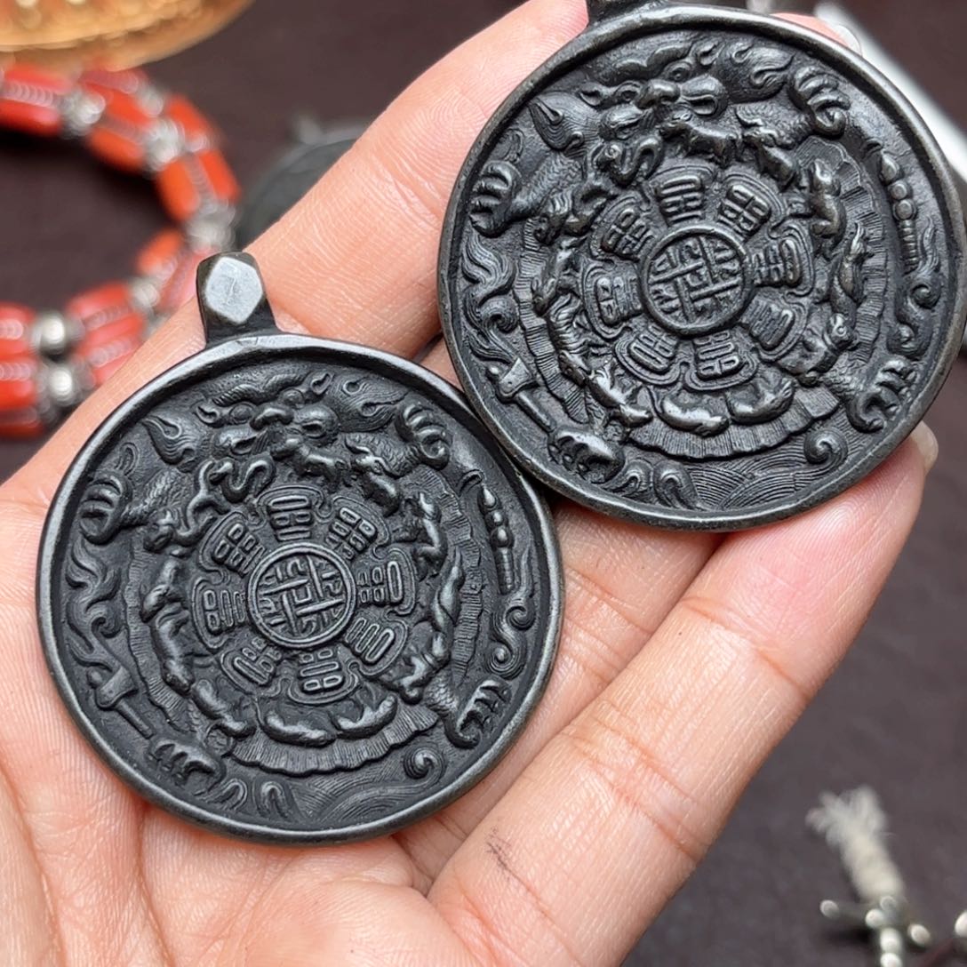 这**了铜星月菩提吊坠项链