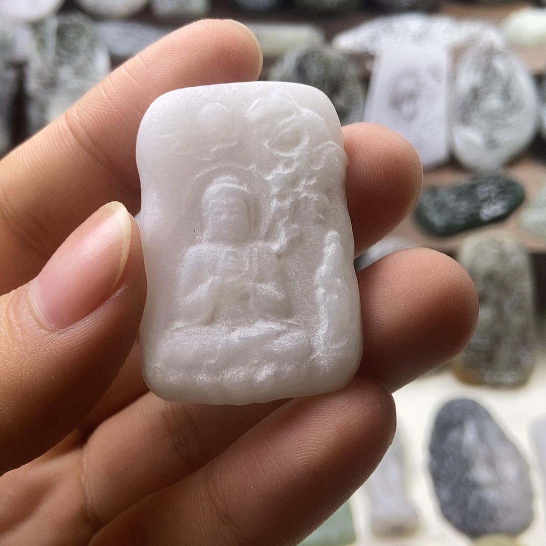 定制翡翠未镶嵌翡翠