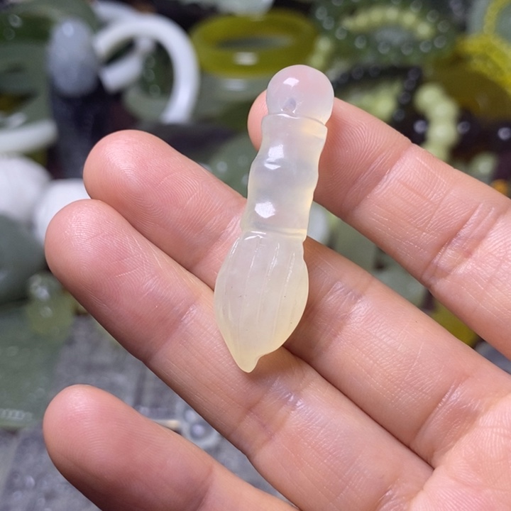 岫玉岫玉颈饰未镶嵌