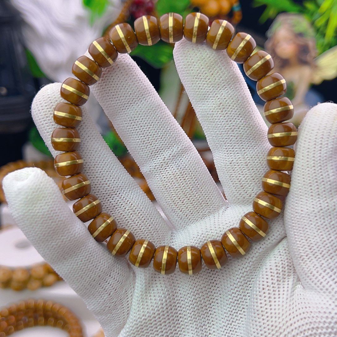 紫金鼠吊坠9尺寸纯肉一线天