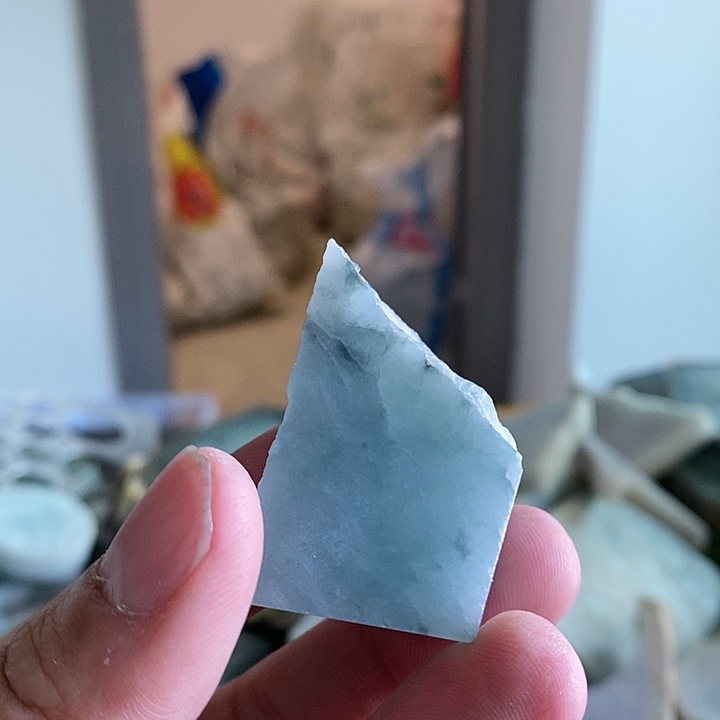 翡翠未镶嵌颈饰这就是 好