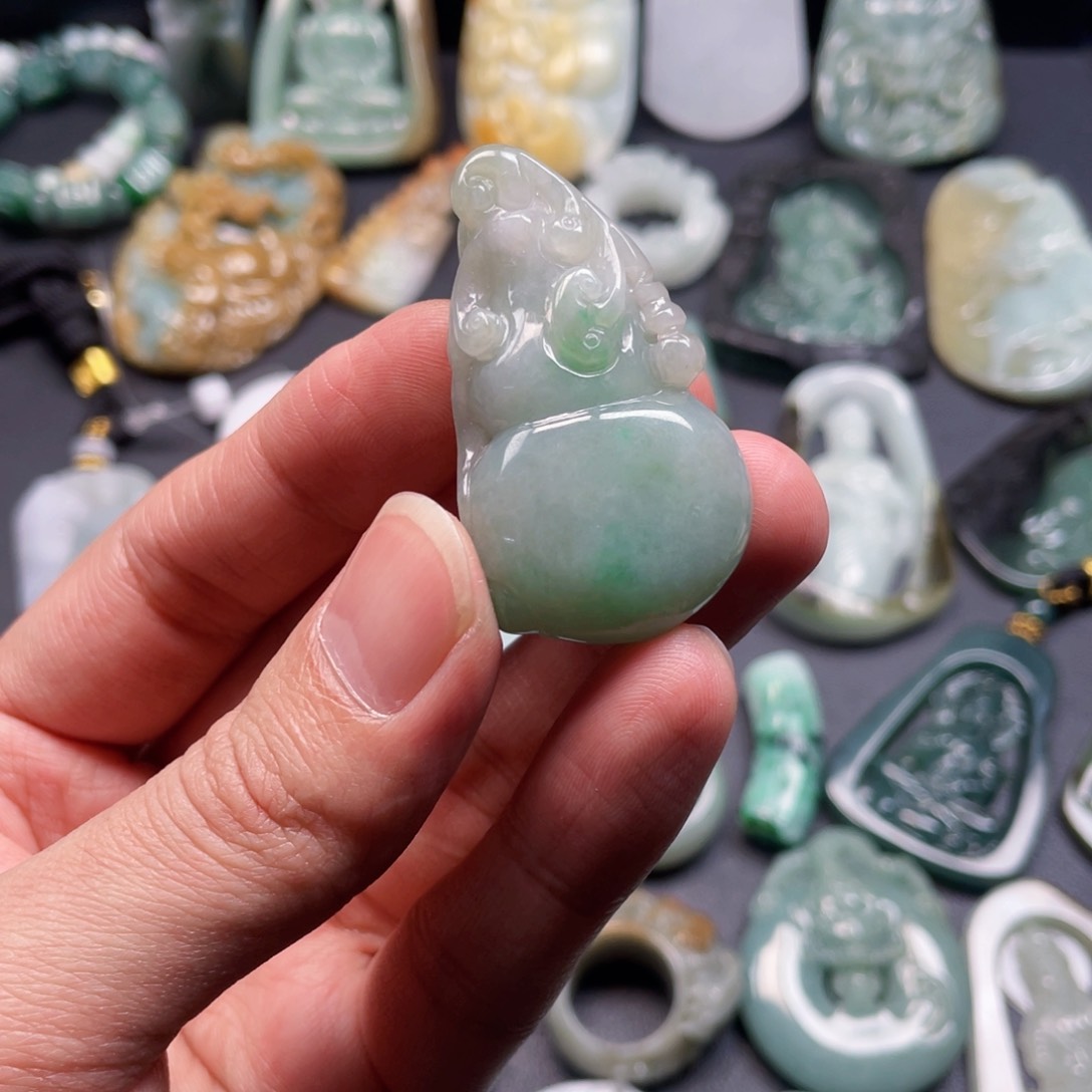 颈饰未镶嵌翡翠翡翠