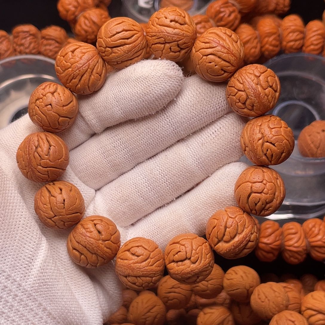 桃核手串金丝龙珠1.8