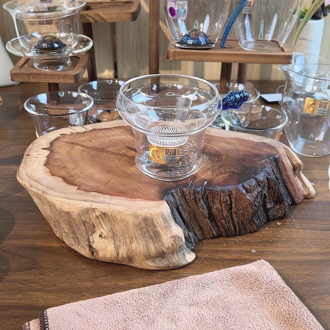 禾器奉珠激光宝蓝金