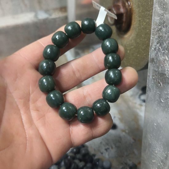 用***0石英质玉未镶嵌手链