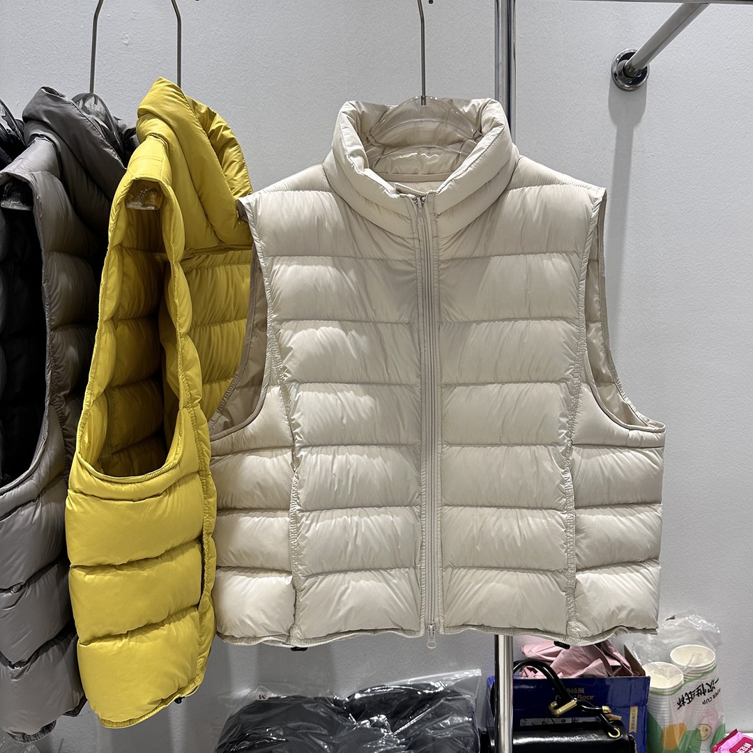 轻薄排骨羽绒马夹女2025年冬季新款白鸭绒小个子马甲外套马夹坎肩