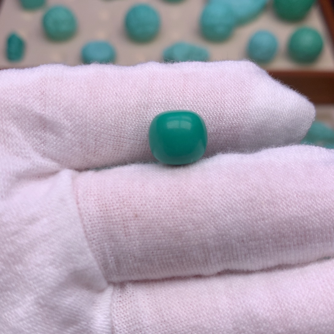 …***…原生态散珠配珠老型深绿色卡10