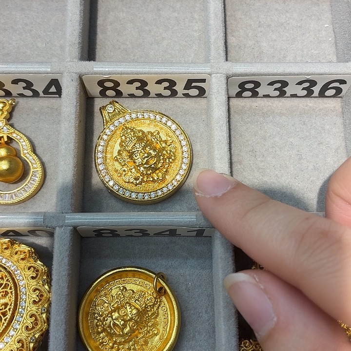 铜合金8335强保色发 1 个壹笔壹吊坠