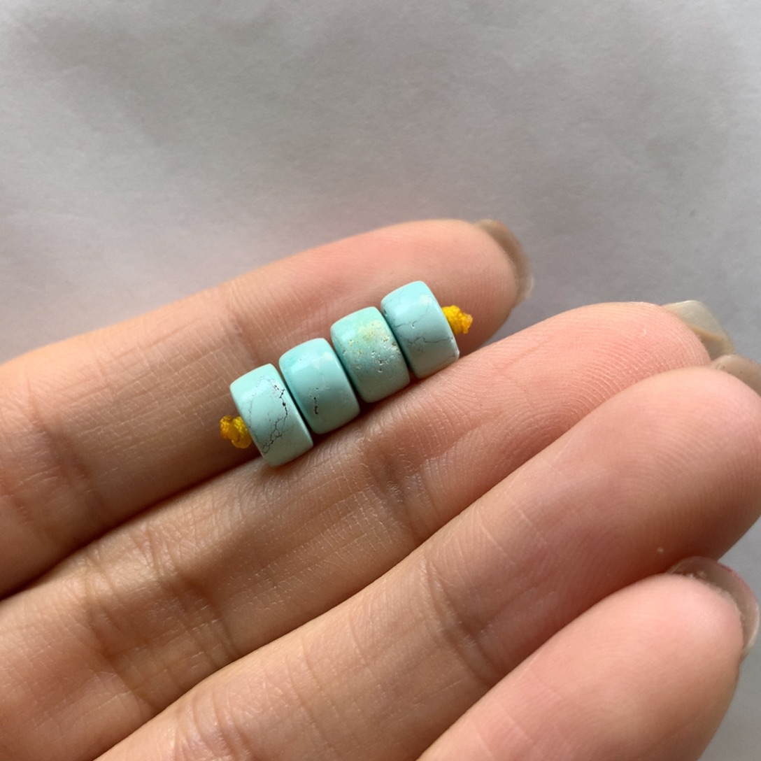 绿松石配饰未镶嵌