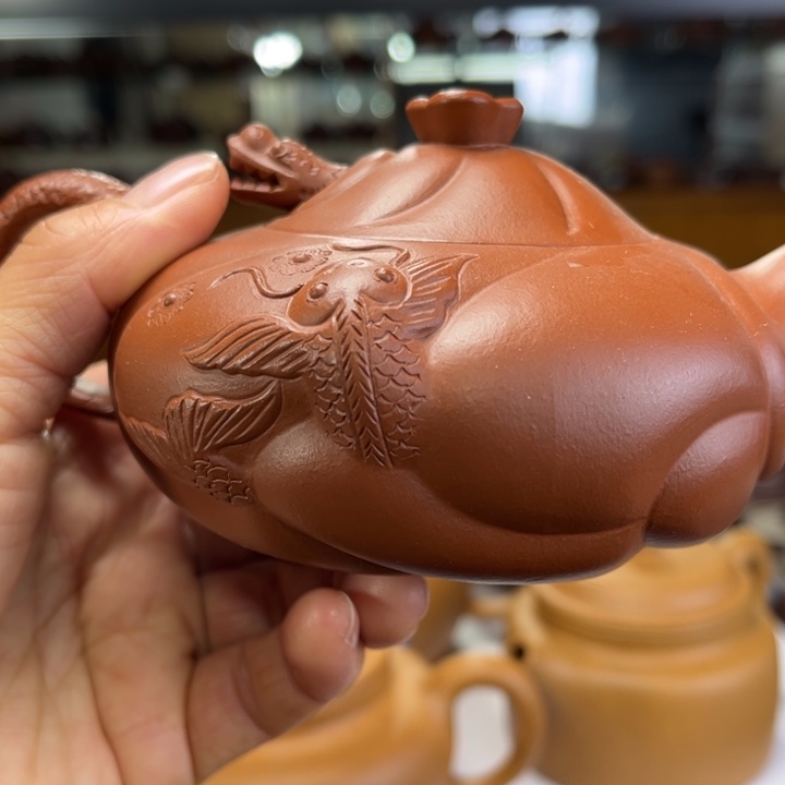 紫砂茶壶识**鼠紫砂茶壶