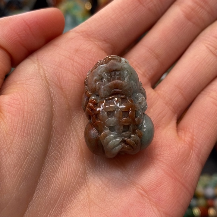 翡翠未镶嵌颈饰缅甸天然翡翠A货