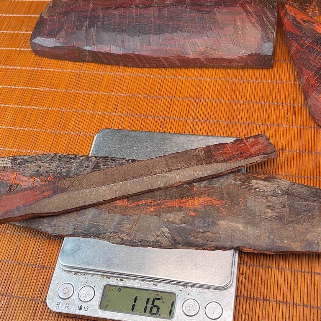 霏***霏檀香紫檀（小叶紫檀）