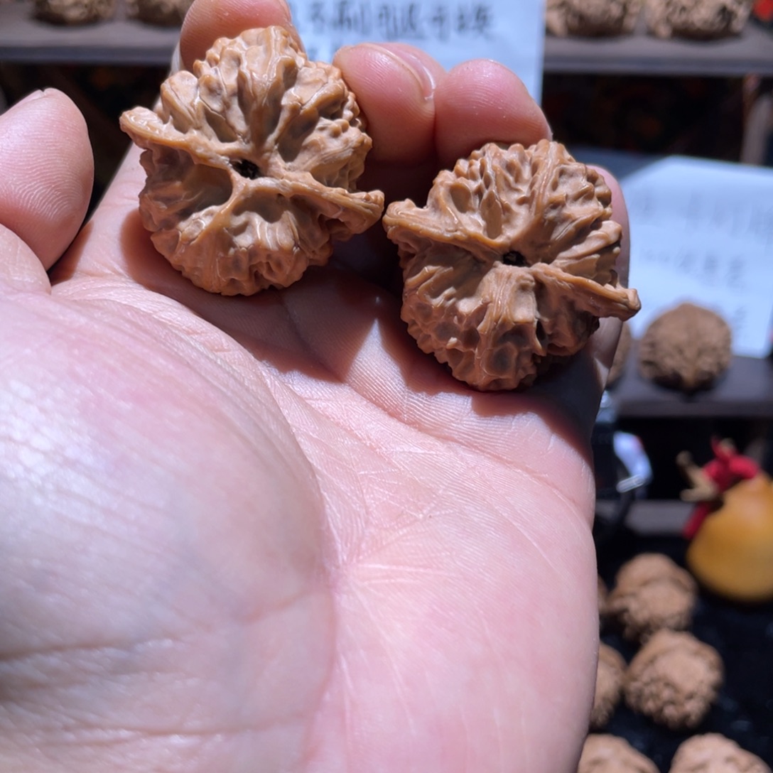 文玩核桃把件37原桩苹果十字底