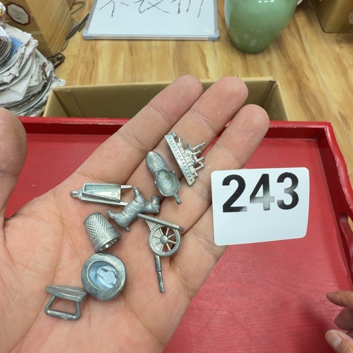 瓷片工艺品摆件瓷器摆件正能量
