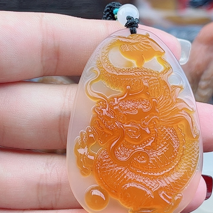 玛瑙摆件未镶嵌春**风