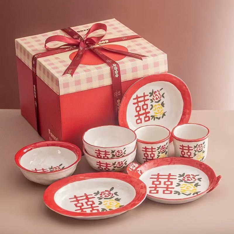 只发内地 送结婚新人闺蜜新婚礼物礼品新娘陪嫁订婚实用餐具礼盒