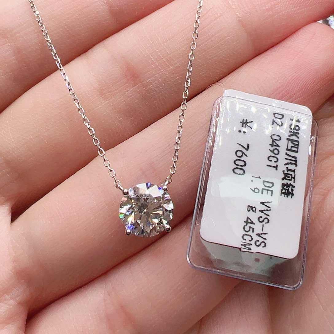 18K金镶嵌套链实验室培育钻石2克拉，四爪项链k白