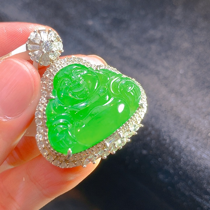 【闪购商品】翡翠颈饰银S925镶嵌翡翠