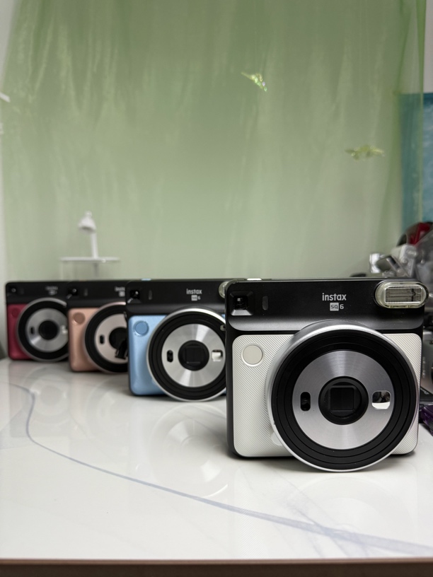 99新 Fujifilm/富士 sq6 腮粉金/宝石红 两种颜色可选 不退换