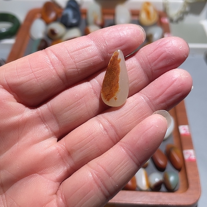 和田玉（糖玉）未镶嵌手链