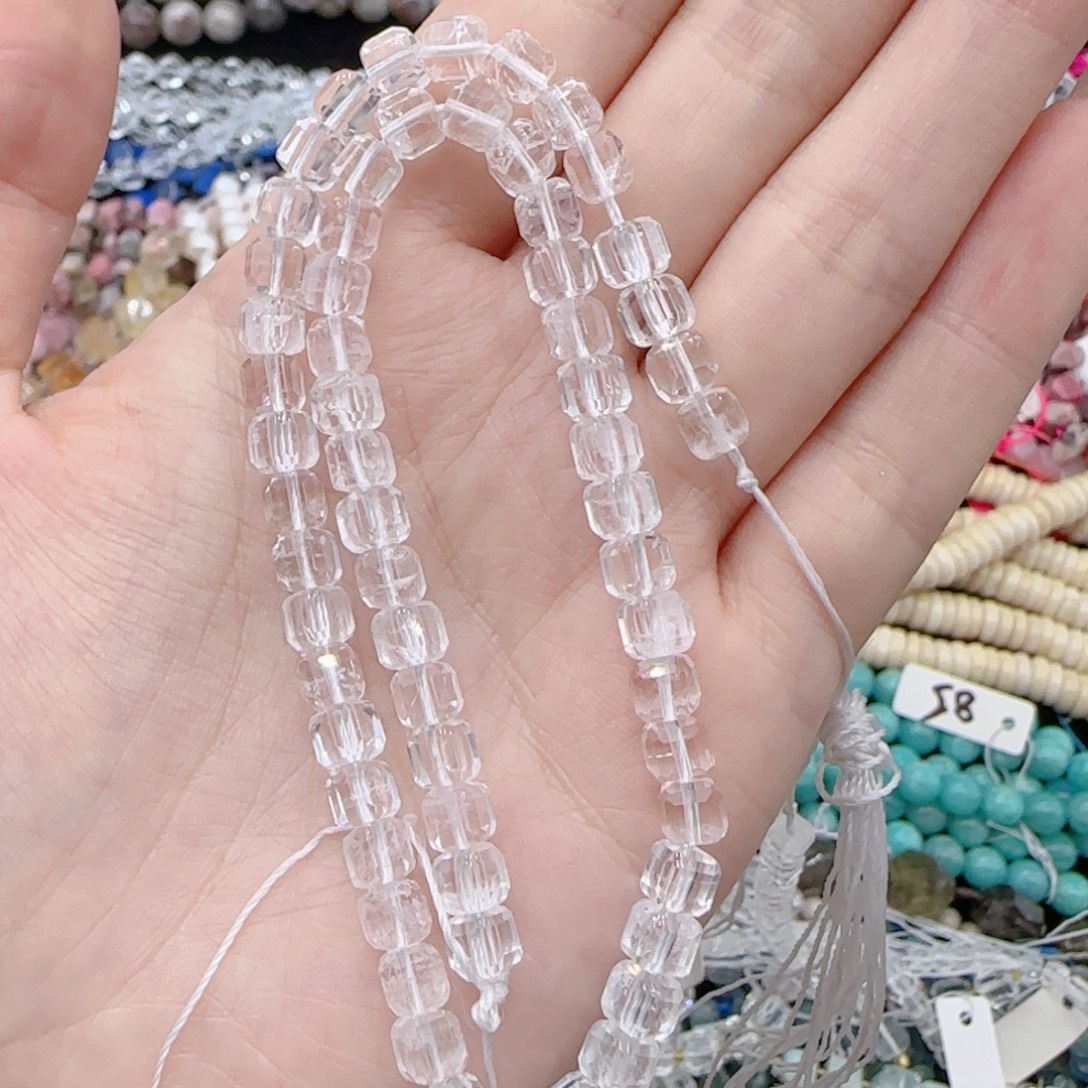 玛瑙/玉髓未镶嵌珠宝半成品老矿白水晶切面方糖一条卡5