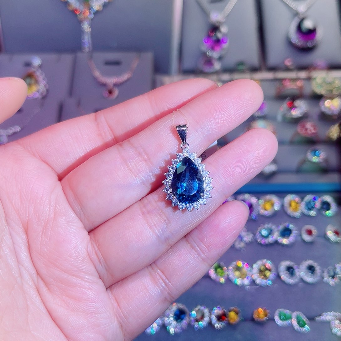 吊坠(赠链)银S925镶嵌托帕石