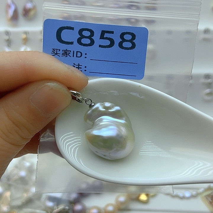 淡水珍珠颈饰未镶嵌