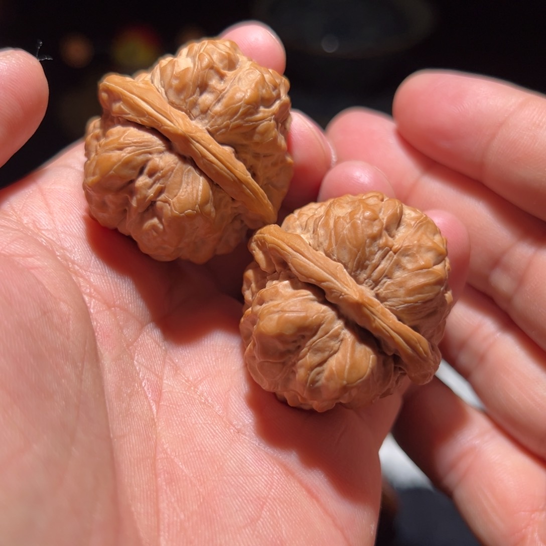 文玩核桃把件昌平娃