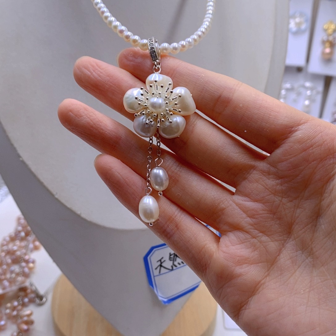 颈饰银S925镶嵌淡水珍珠小*福