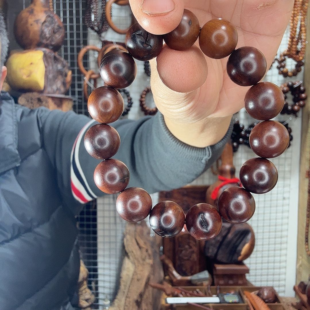 空***静百年雷击枣木雷痕串