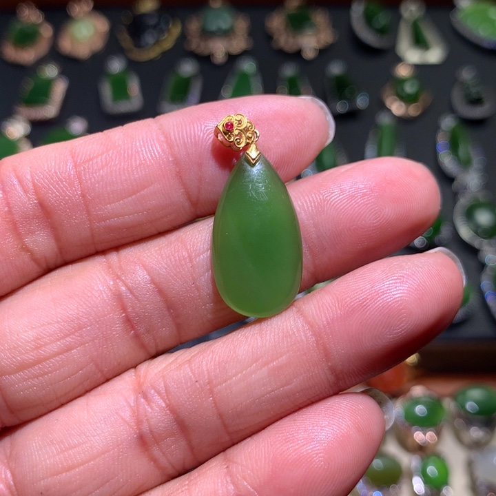 和田玉吊坠银S925镶嵌