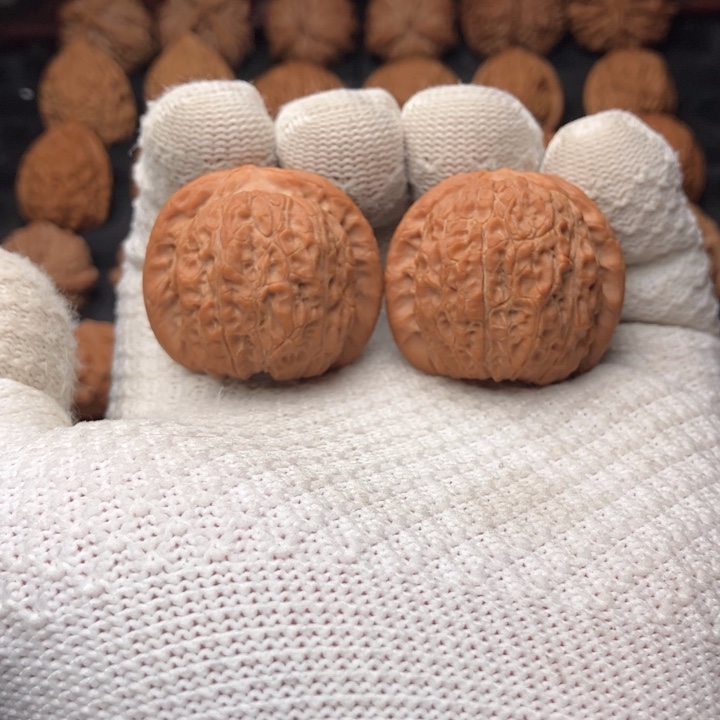 文玩核桃把件血麒麟38