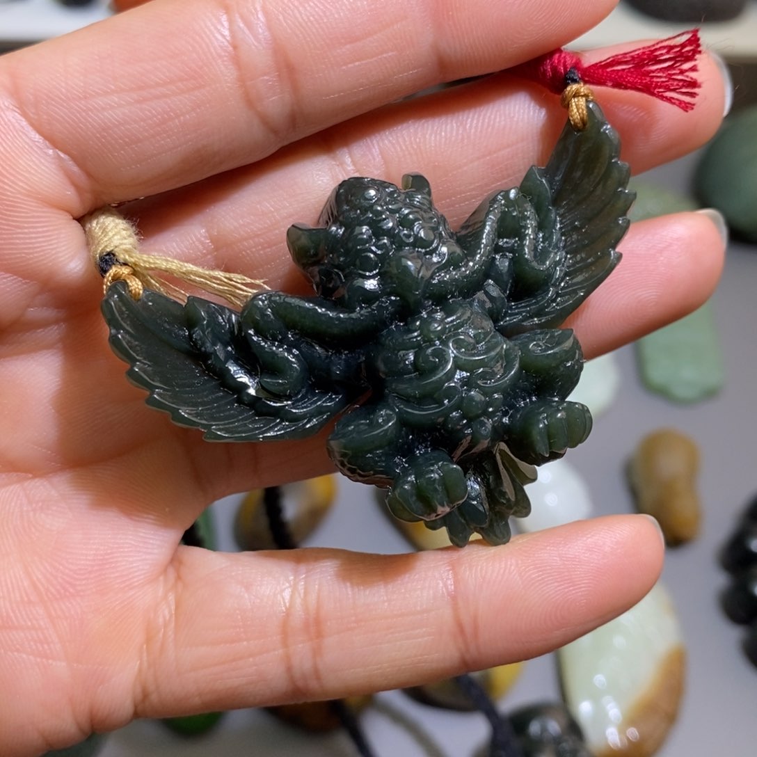 和田玉颈饰未镶嵌