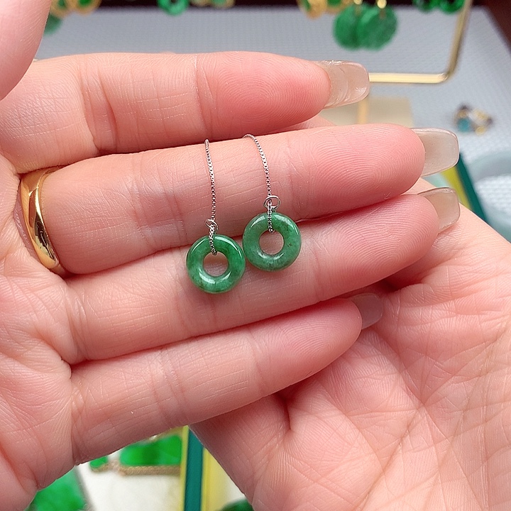 翡翠颈饰银S925镶嵌翡翠