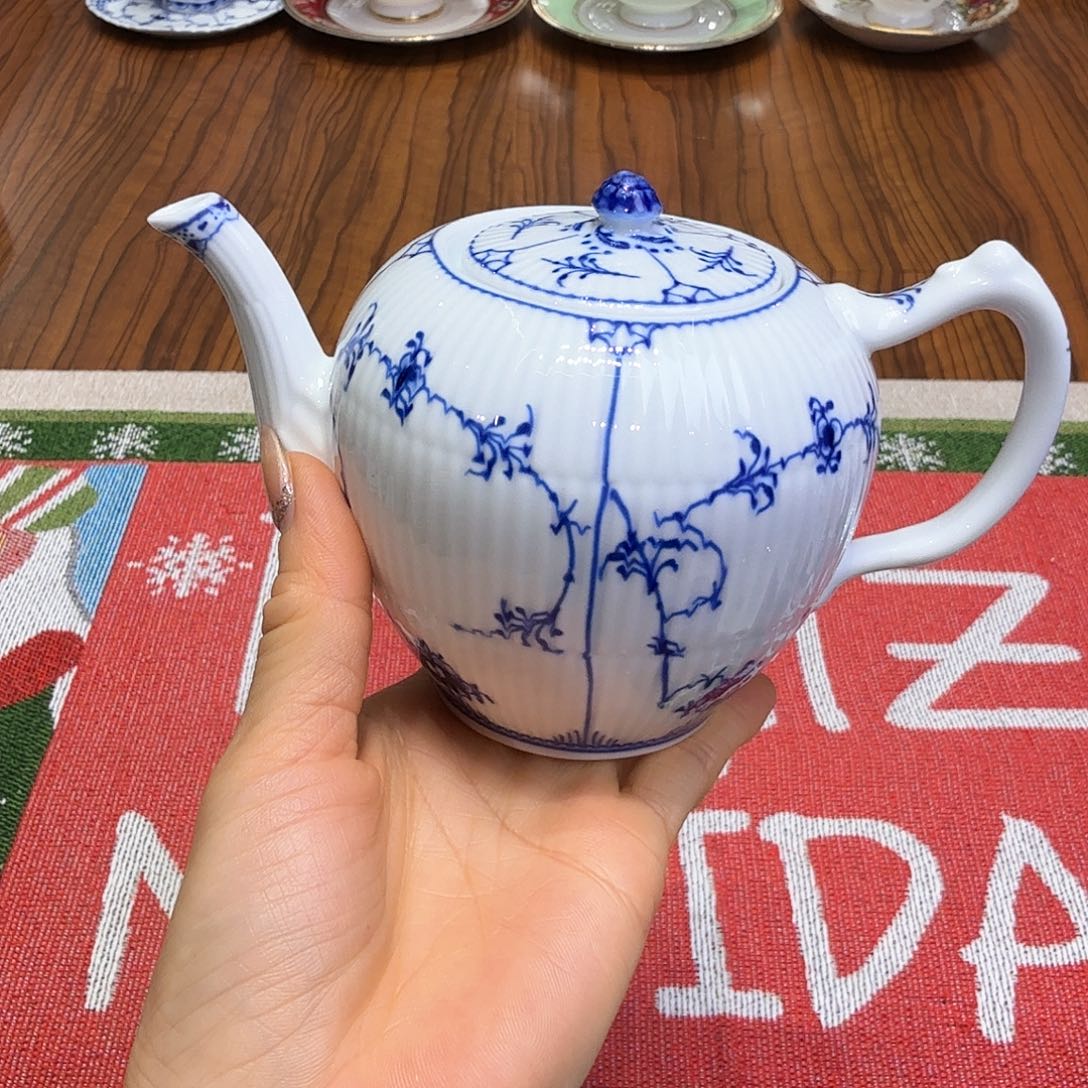 瓷片杯子杯子杯子水杯杯子水杯