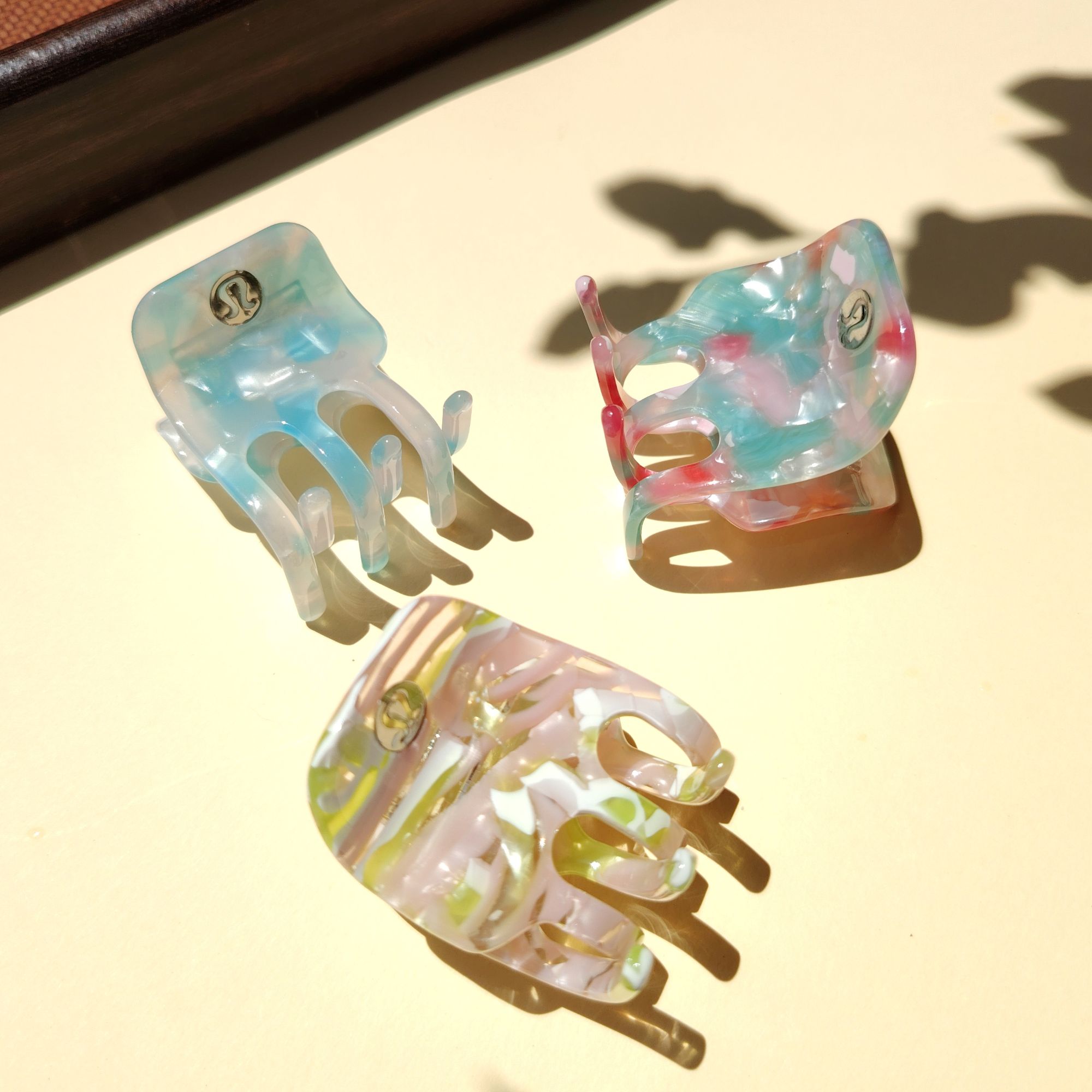 法式气质马尾发抓百搭果冻色秋季新款后脑勺简约时尚外出抓夹