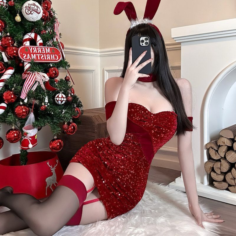 新年老钱风性感亮片制服诱惑红色圣诞抹胸裙禁欲包臀一字肩金丝绒