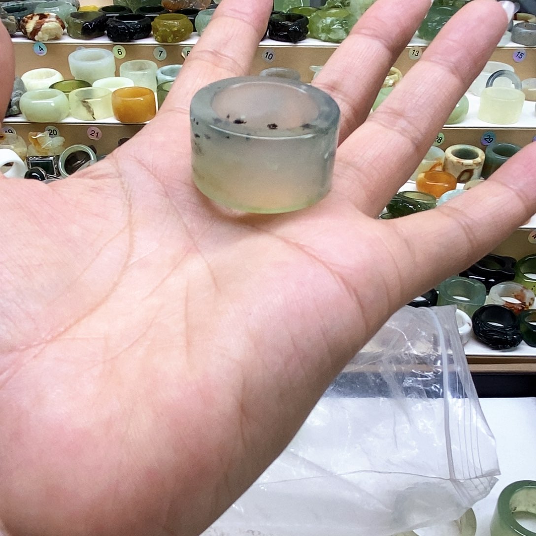 岫玉未镶嵌天然玉石微瑕款式武*