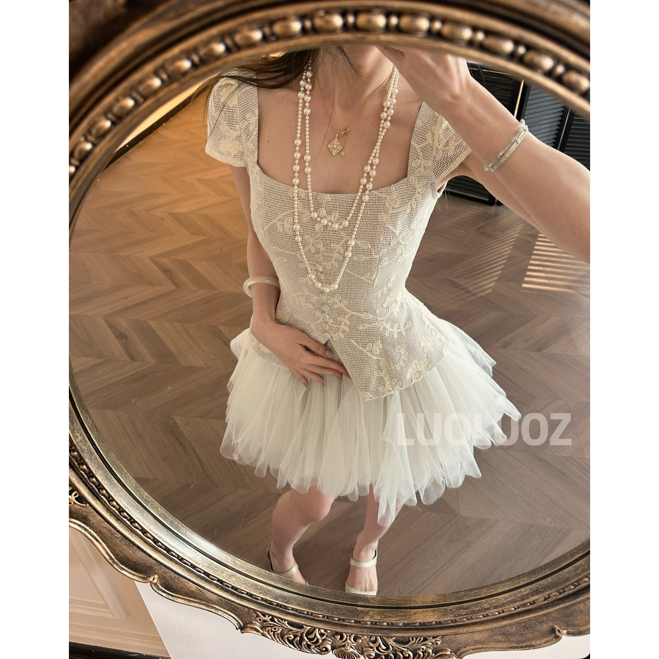 【现货】LUOLUOZ【花叶听风】气质设计感假两件仙气短款连衣裙Cc051