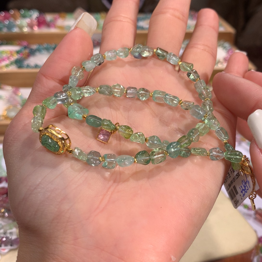 碧玺多样性发货一件未镶嵌