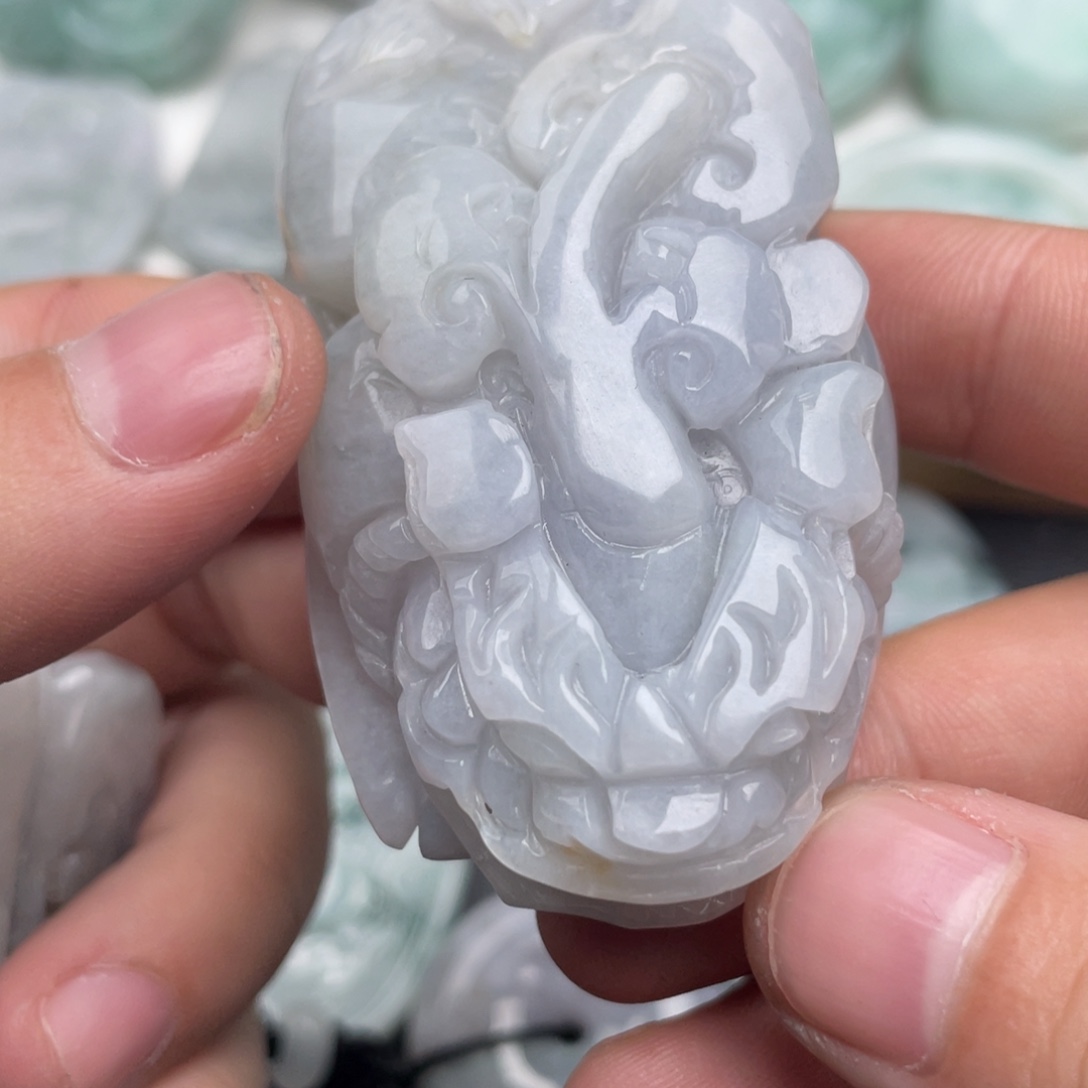 心***成翡翠未镶嵌吊坠(不含链)