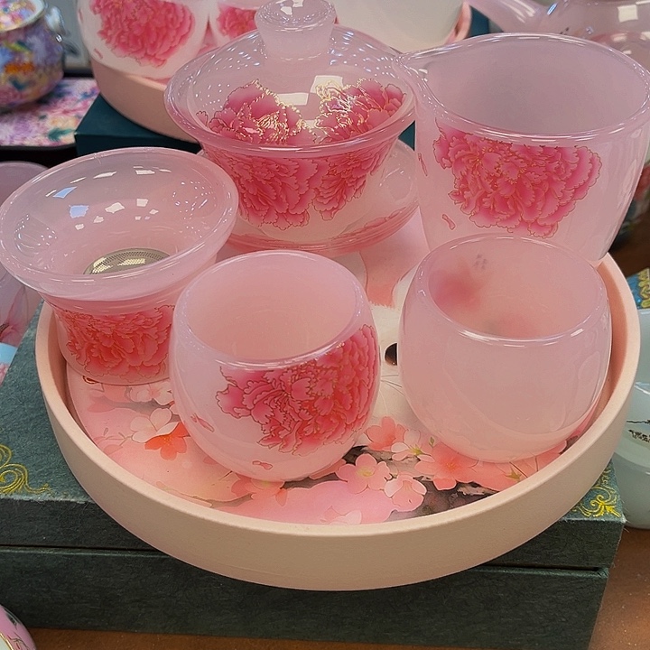 段泥茶杯吧啦吧啦的都是些