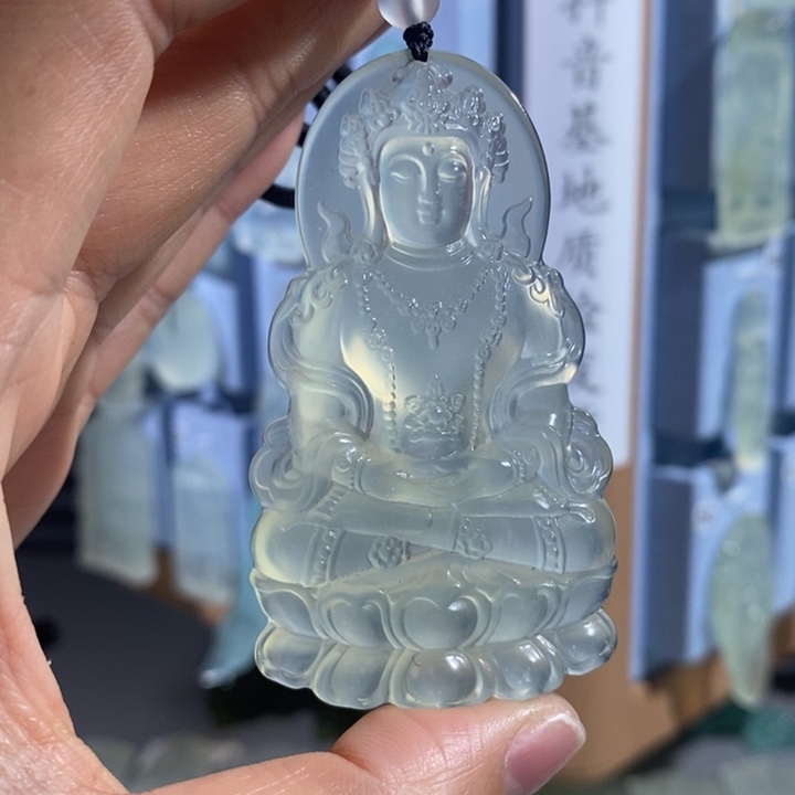 大***李岫玉未镶嵌颈饰吊坠