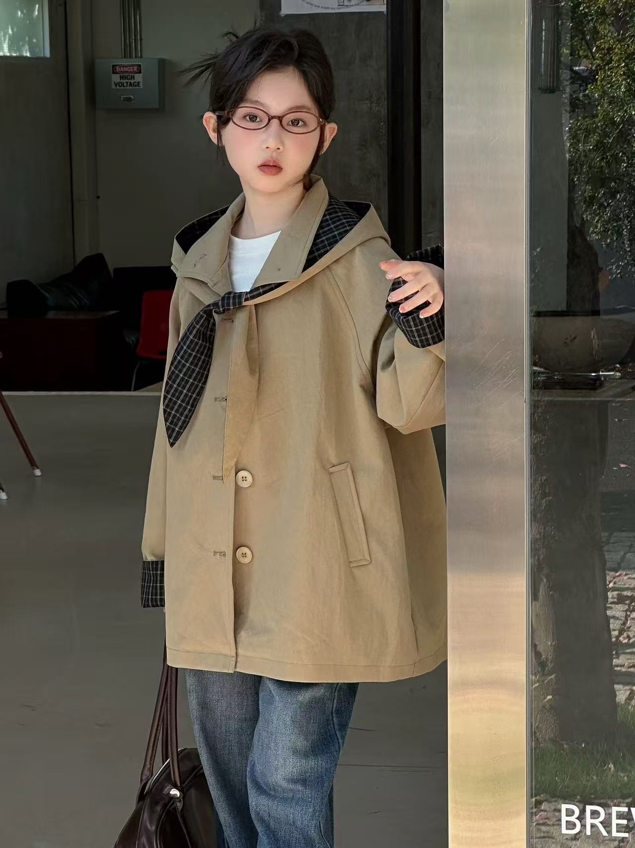 女童中长款风衣春秋2025新款儿童宽松连帽披肩外套女孩时尚秋装潮