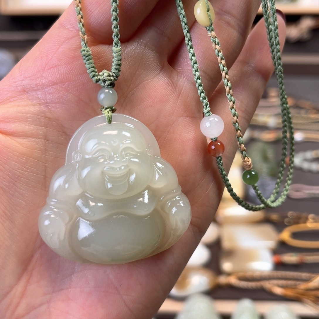 和田玉颈饰未镶嵌日***远佛公