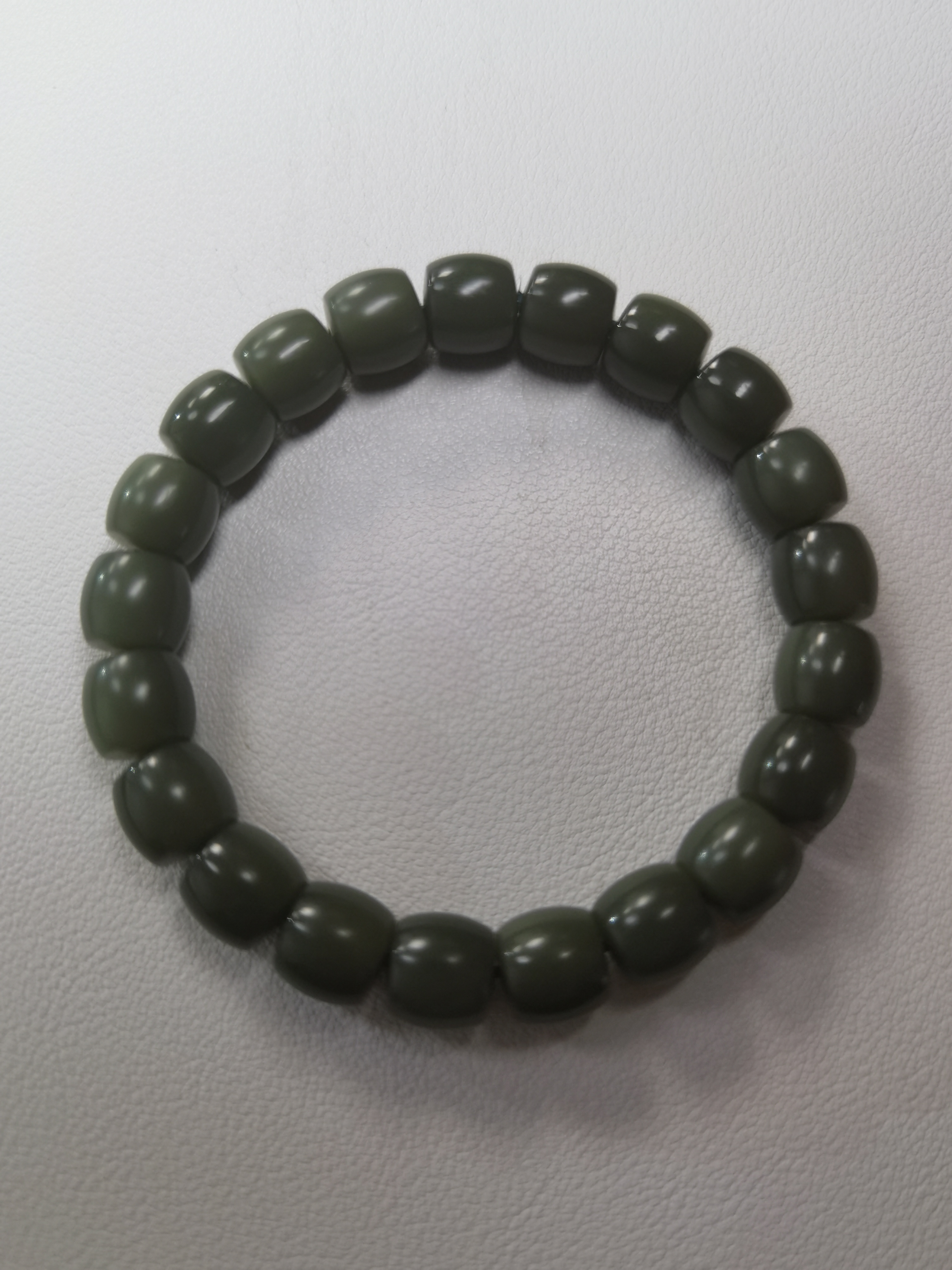 新疆和田玉沙枣青手串