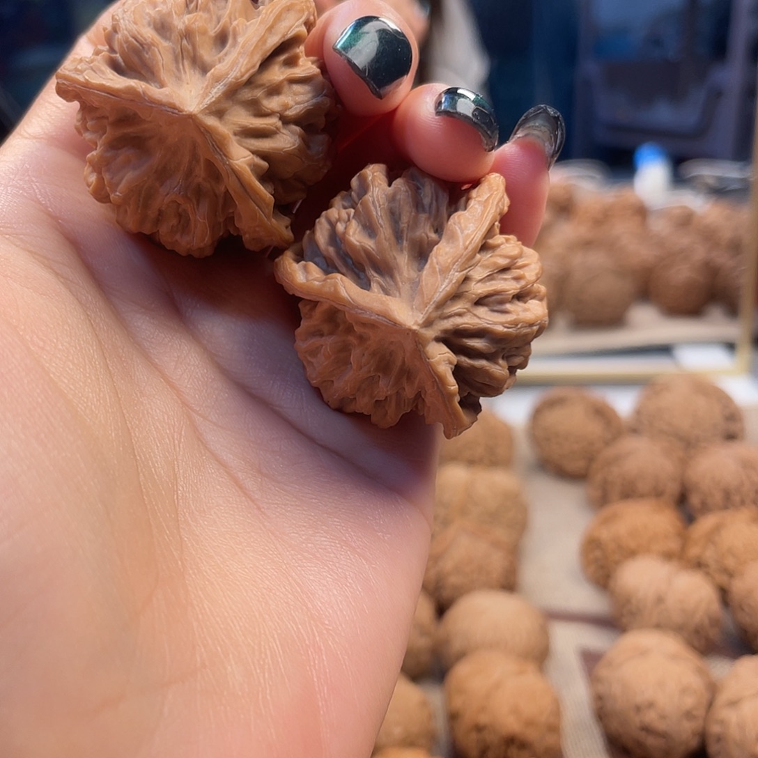 吊坠文玩核桃帝王三棱